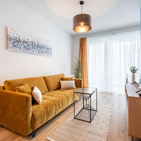 Blooming Budapest Apartment With Free Underground Parking Esterno foto
