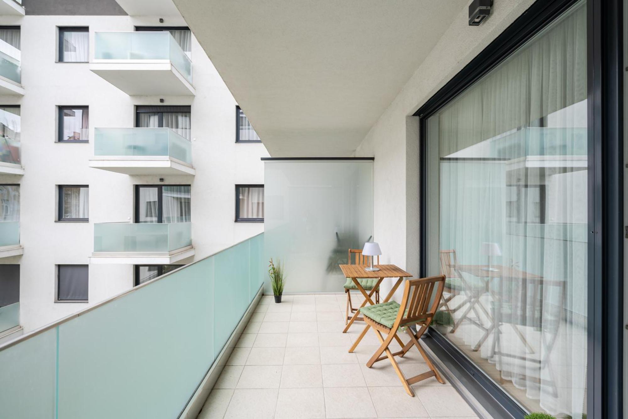 Blooming Budapest Apartment With Free Underground Parking Esterno foto